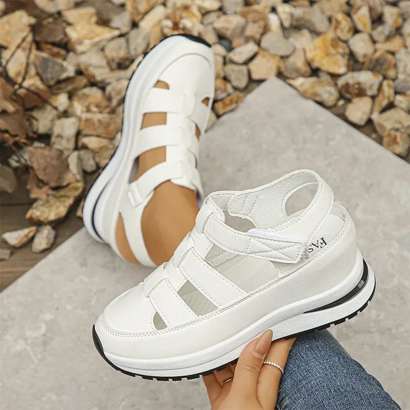 Marianne | Closed Sports Orthopedic Sandals